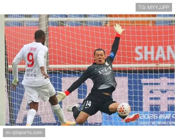 泰山门将王大雷接受专访，谈球队赛季初防守体系的磨合与进步